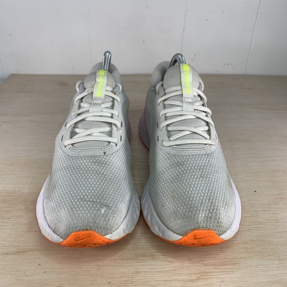 Nike Women's Revolution 5 BQ3207-007 White Running Shoes Sneakers Size 8 - Picture 4 of 9